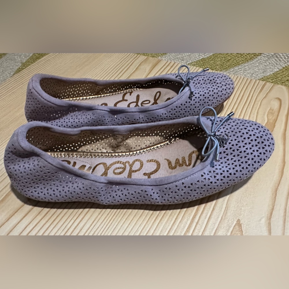 Sam Edelman flats, lavender perforated design size 8.5
